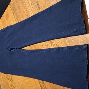 BETABRAND Jeans Womens MEDIUM BLUE Pull On Up Preowned Used Bootcut Boot Cut